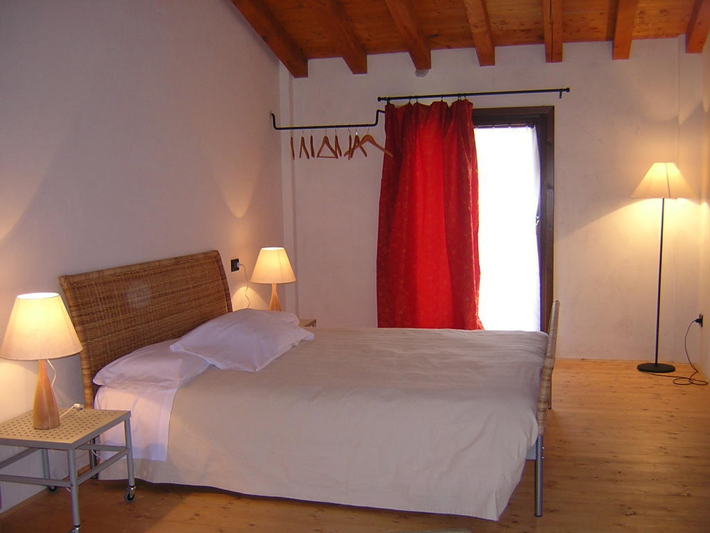 Agriturismo Trebisonda Country Resort Monzambano Pokój zdjęcie